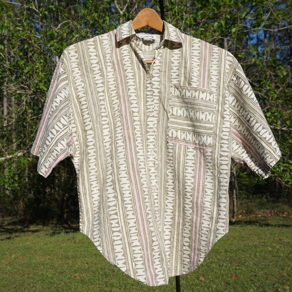 Enchante Vintage Shell Print Button down - Picture 2 of 4